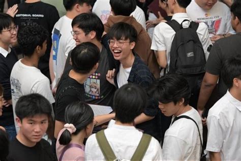IB exam results: Singapore students continue to surpass global average.